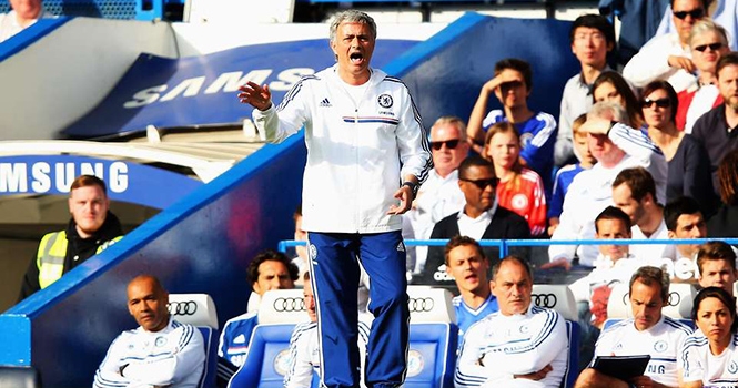 Chelsea nhẹ gánh ở vòng khai màn Premier League 2014-2015