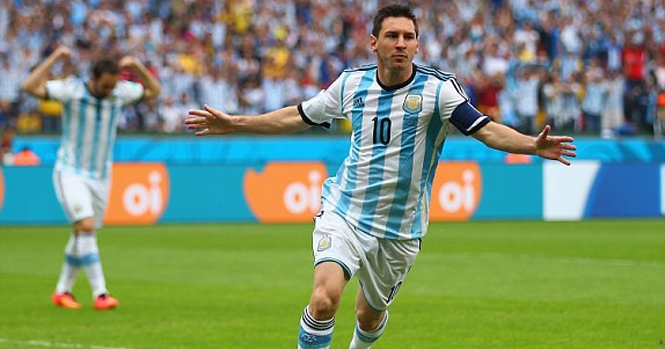 Ghi 4 bàn liên tiếp, Messi san bằng kỷ lục của Maradona