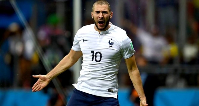 Real Madrid vội vã tăng lương cho Benzema