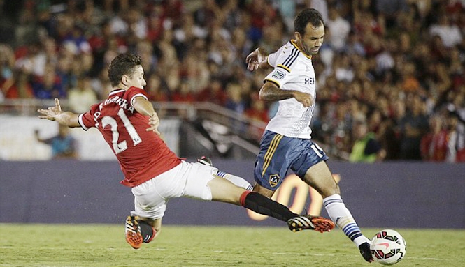 VIDEO: Màn ra mắt ấn tượng của Ander Herrera trong màu áo Man Utd