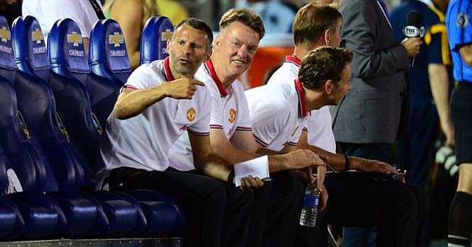 Học trò tâng bốc Van Gaal sau chiến thắng hủy diệt trên đất Mỹ