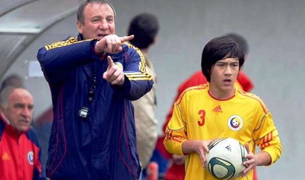 Cầu thủ gốc Việt đầu tiên thi đấu ở Champions League