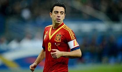 HLV Vicente Del Bosque: TBN sẽ không tìm được Xavi thứ 2