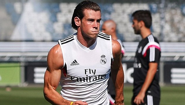 Bale khoe cơ bắp 'khủng' hơn cả Ronaldo