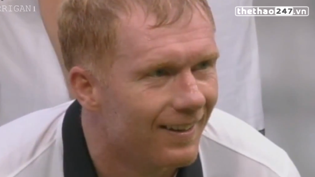 VIDEO: Màn tái xuất ấn tượng của Paul Scholes vs huyền thoại Bayern