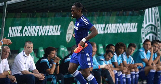 Drogba chấn thương, Chelsea chiêu mộ ‘hàng hụt’ của Liverpool