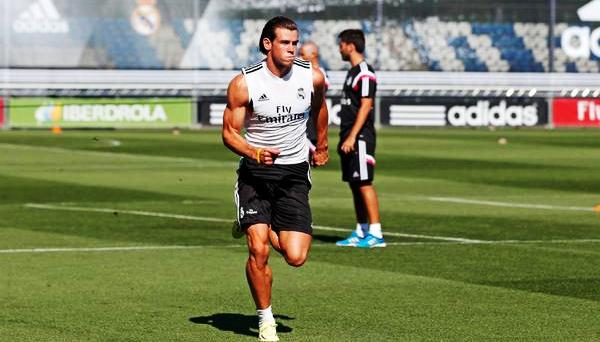 Bale tiết lộ bí quyết có thể hình khủng