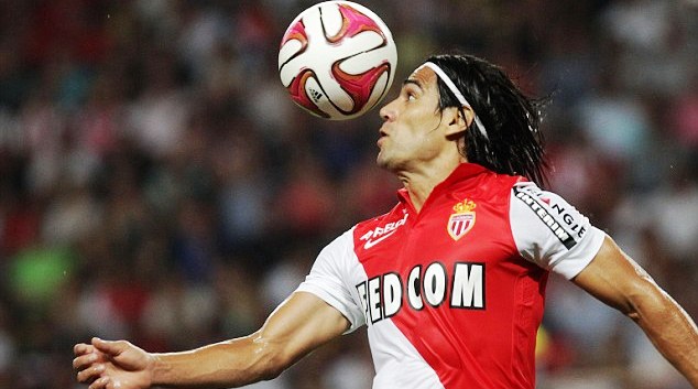 Monaco cho Liverpool mượn Falcao trong 1 mùa