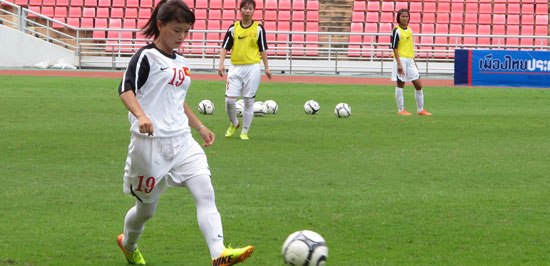 U19 nữ Việt Nam ra quân trận đầu tiên Giải U19 nữ Đông Nam Á 2014