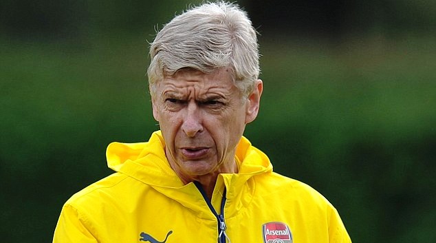 Wenger muốn Arsenal dự Champions League bằng mọi giá