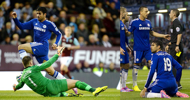 VIDEO: Tình huống Chelsea mất penalty và Costa nhận thẻ vàng oan uổng