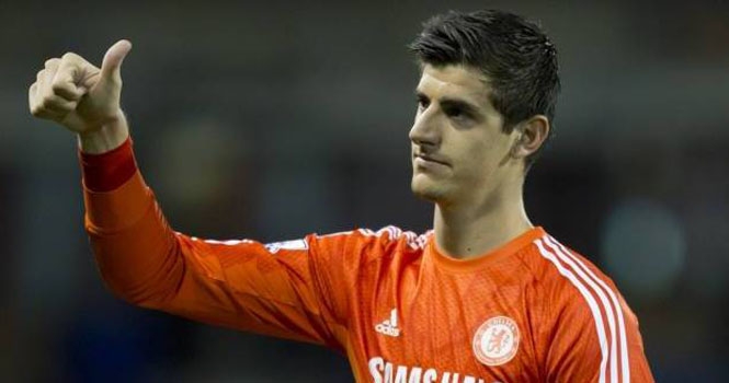 Thibaut Courtois muốn Petr Cech ở lại Chelsea