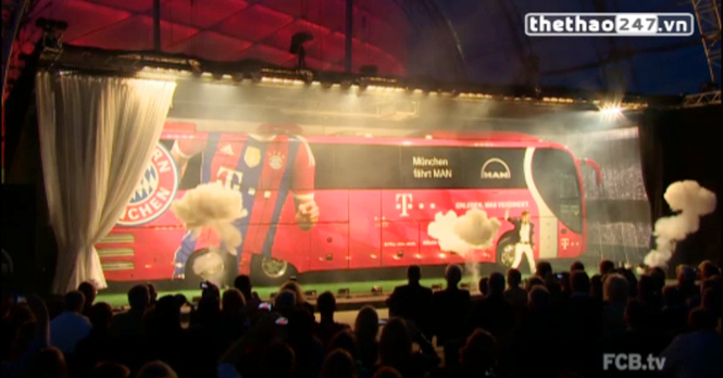 VIDEO: Buổi lễ hoành tráng giới thiệu chiếc xe bus của Bayern Munich