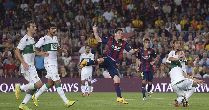 Barcelona 3-0 Elche: Messi sáng chói, Enrique khởi đầu hoàn hảo