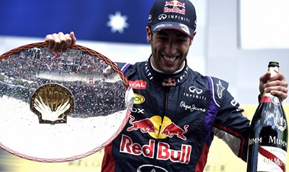 F1 Bỉ GP 2014: Rosberg – Hamilton đánh nhau, Ricciardo đắc lợi