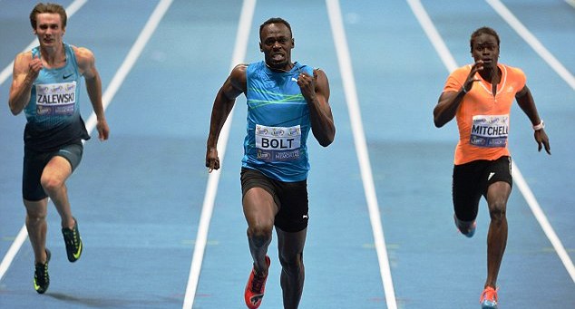 Usain Bolt phá kỉ lục chạy 100m trong nhà
