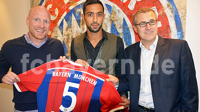 Benatia chính thức ra mắt Bayern Munich, nhận áo số 5