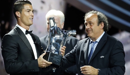 Ronaldo nói gì khi nhận danh hiệu Cầu thủ xuất sắc nhất châu Âu?