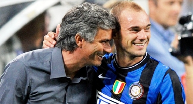 Được Mourinho ủng hộ, Sneijder rộng cửa tới Chelsea