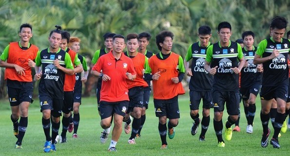 U19 Thái Lan “luyện công” chờ gặp U19 Việt Nam tại bán kết