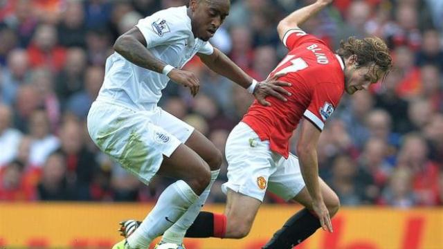VIDEO: Màn ra mắt ấn tượng của Daley Blind trong màu áo Man Utd