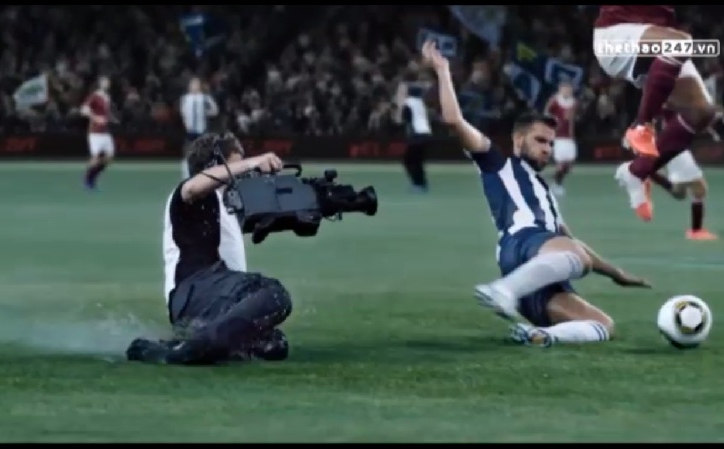 Video hài hước: Nỗi vất vả của các cameraman bóng đá