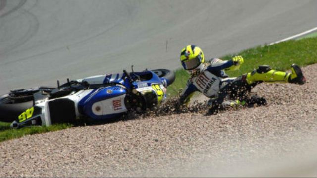 Video đua xe MotoGP: Những tai nạn kinh hoàng ở chặng đua Aragon 2014