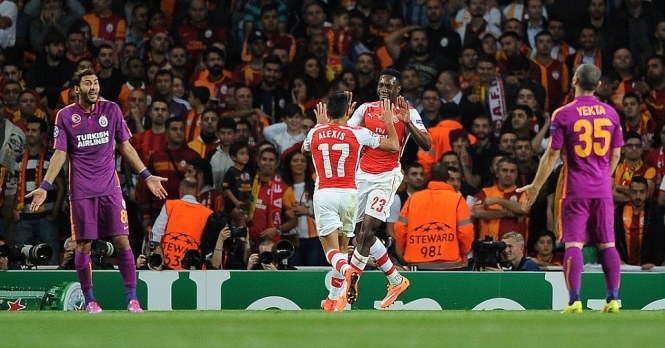 Arsenal 4-1 Galatasaray: Song sát tỏa sáng