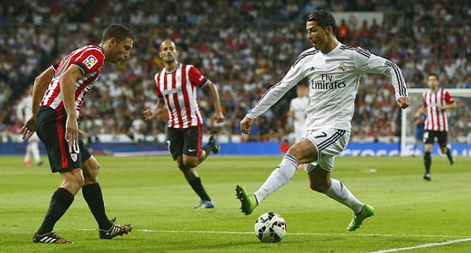 VIDEO: Cú hatrick đi vào lịch sử của Ronaldo
