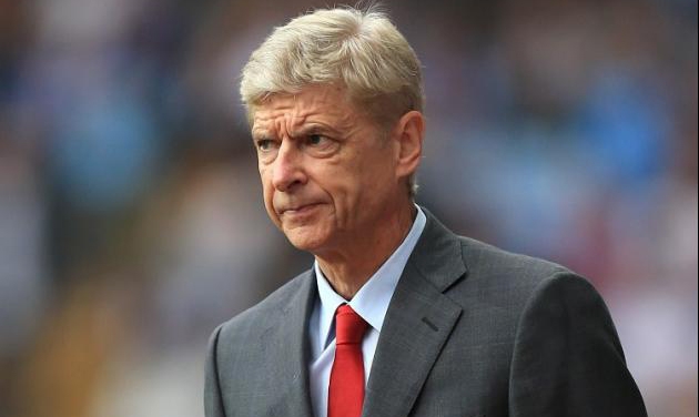 Arsenal mất Mesut Ozil đến hết năm 2014