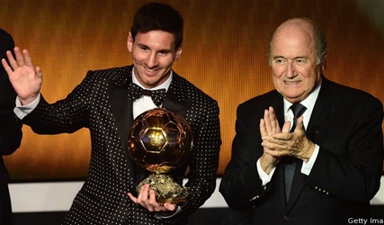 Chủ tịch FIFA bất ngờ ‘quay lưng’ lại với Messi