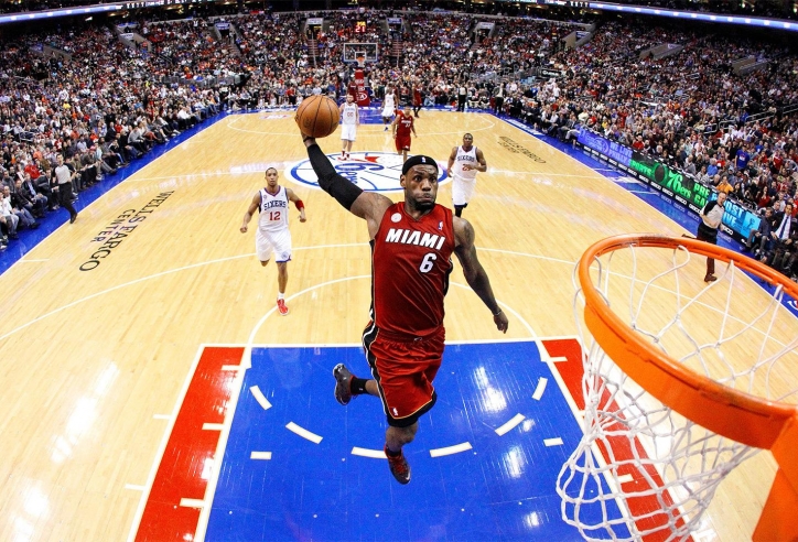 VIDEO: Top 10 pha ném xa kinh điển trong NBA mùa giải 2013-2014