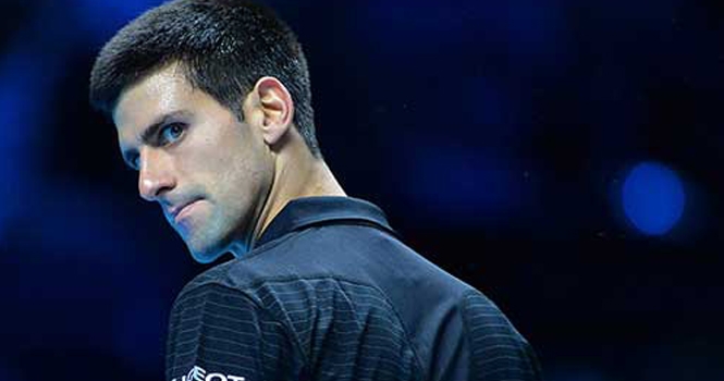 Vào bán kết ATP Finals, Djokovic nhấn chìm hy vọng của Federer