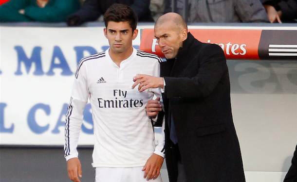 Enzo tái hiện tuyệt kỹ Roulette của bố Zinedine Zidane