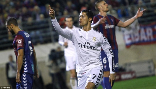 Video clip bàn thắng: Basel 0–1 Real Madrid - Ronaldo ghi bàn duy nhất