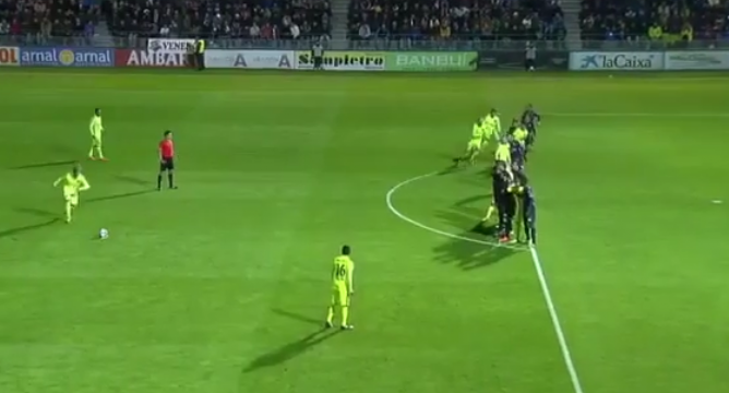 VIDEO: Cú sút phạt thần sầu của Ivan Rakitic vào lưới Huesca