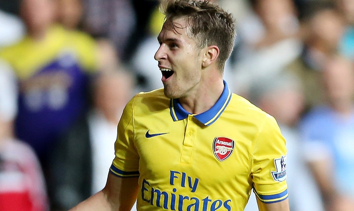 VIDEO: Phút 70' - Ramsey thắp lên hy vọng có điểm cho Arsenal