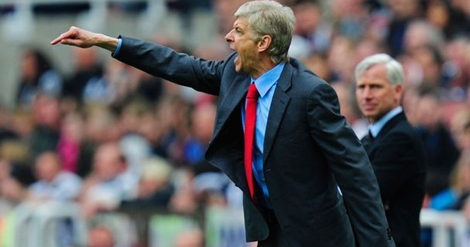 'Thật xấu hổ khi fan Arsenal tìm mọi cách đòi sa thải Wenger'