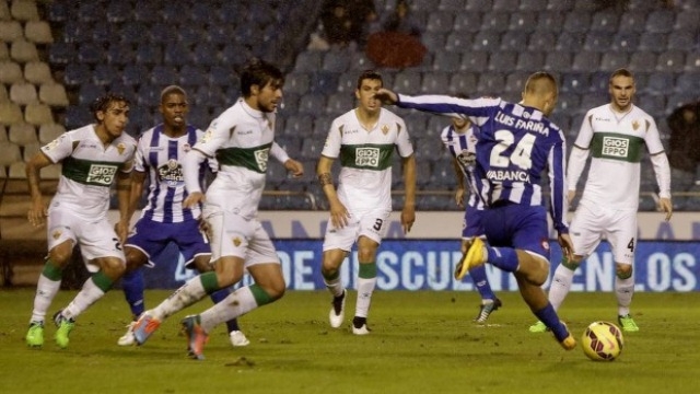 Video clip bàn thắng: Deportivo 1-0 Elche (Vòng 15 - VĐQG Tây ban Nha 2014/15)