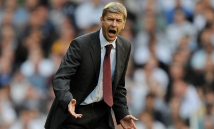 HLV Wenger khẳng định Arsenal chắc chắn có tân binh