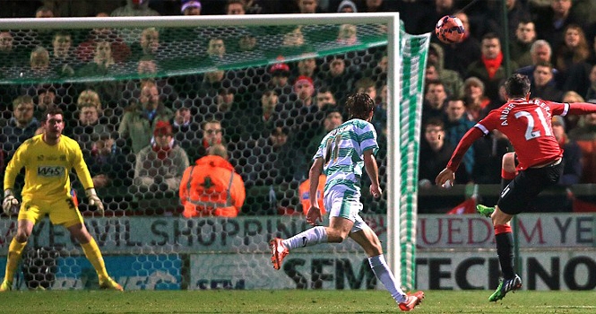 Yeovil Town 0-2 Man United: Nhọc nhằn đi tiếp