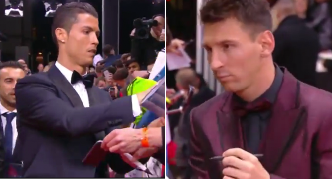 VIDEO: CĐV trêu chọc Messi và Ronaldo với màn xin chữ ký hài hước