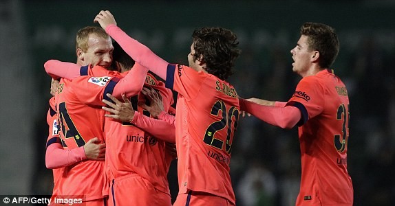 Video clip bàn thắng: Elche 0-4 Barcelona - Dạo chơi ở Martinez Valero