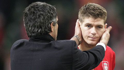 Mourinho muốn chiêu mộ Gerrard