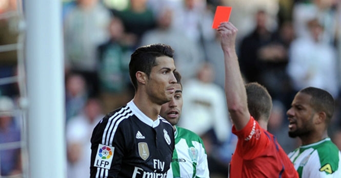Cristiano Ronaldo lên tiếng về pha đánh nguội