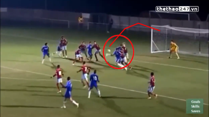 VIDEO: Cầu thủ U21 Chelsea tái hiện siêu phẩm đánh gót của Ibrahimovic