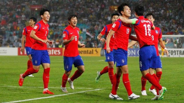 Video clip bàn thắng: Hàn Quốc 2-0 Iraq - Thẳng tiến vào chung kết