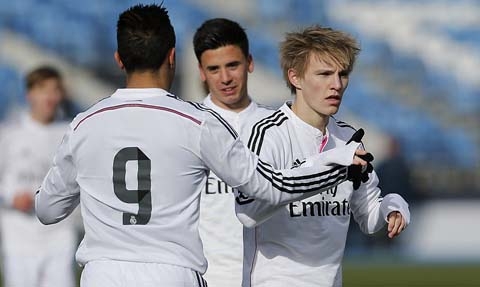 Thần đồng Odegaard được Real Madrid thưởng lớn
