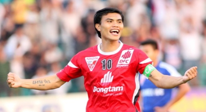 Video clip bàn thắng: ĐTLA 3-1 Bình Dương (Vòng 7 V-League 2015)