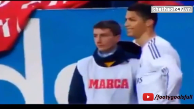 VIDEO: Cậu bé nhặt bóng sân Calderon coi thường Ronaldo ra mặt
